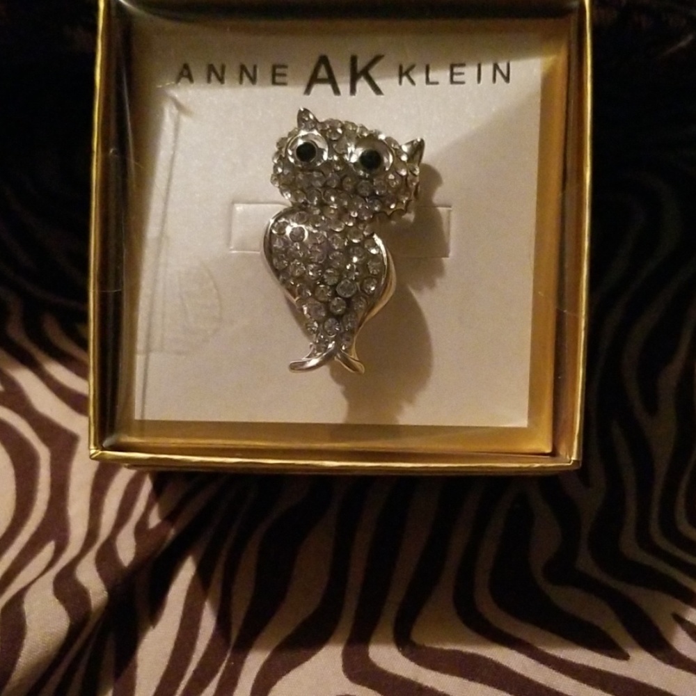 Brooch